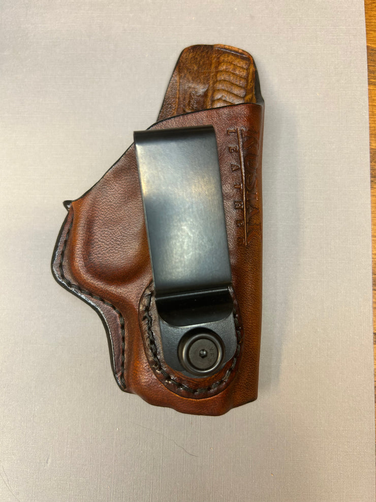 IN STOCK - SMITH & WESSON