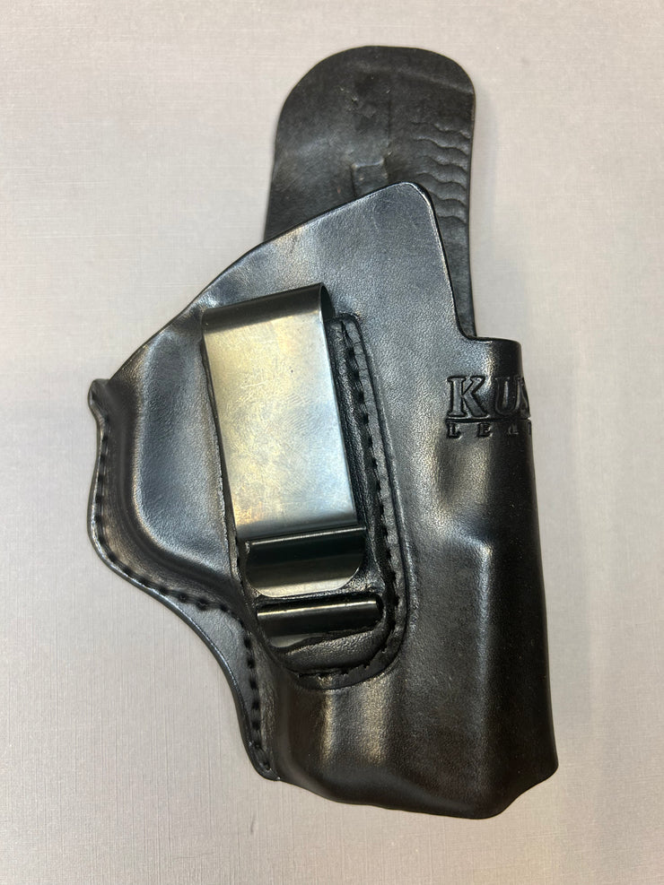 IN STOCK - SMITH & WESSON